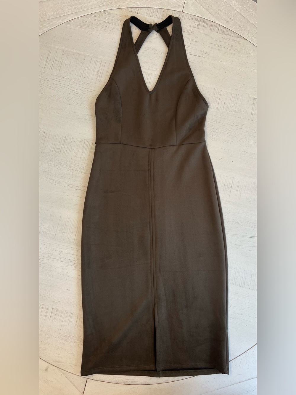 fab'rik Halter V-Neck Midi Dress
